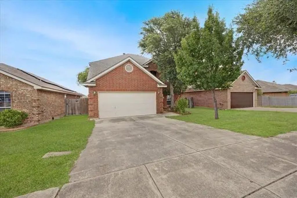 9228 Nathan Drive, White Settlement