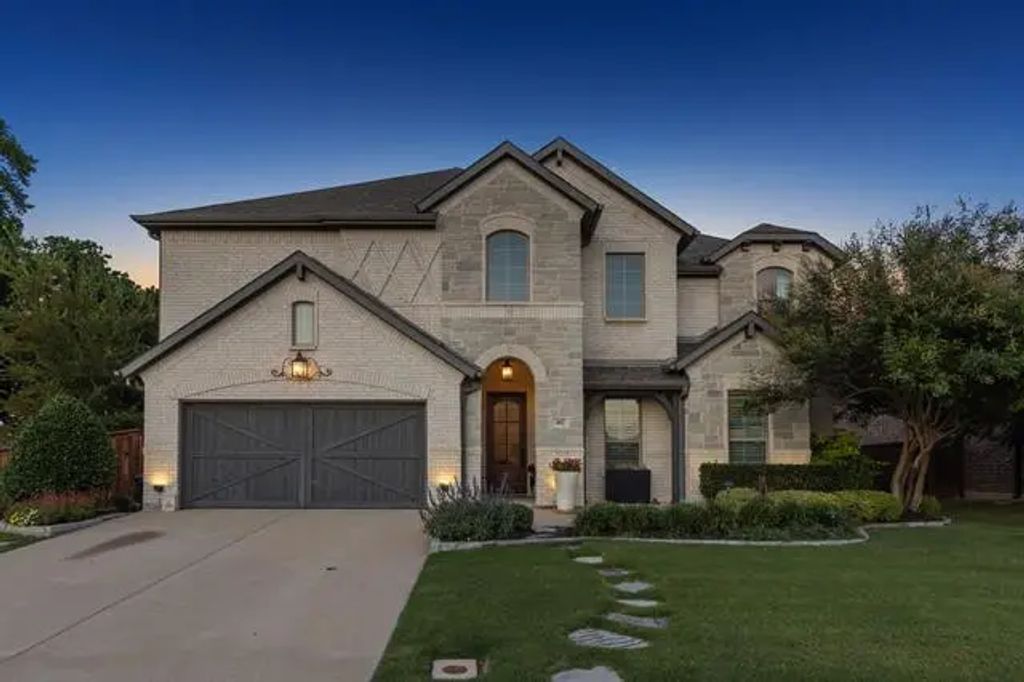 402 Salt Cedar Drive, Midlothian
