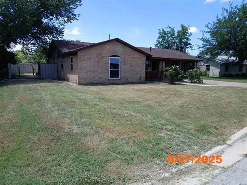 1804 Se 12th Street, Mineral Wells