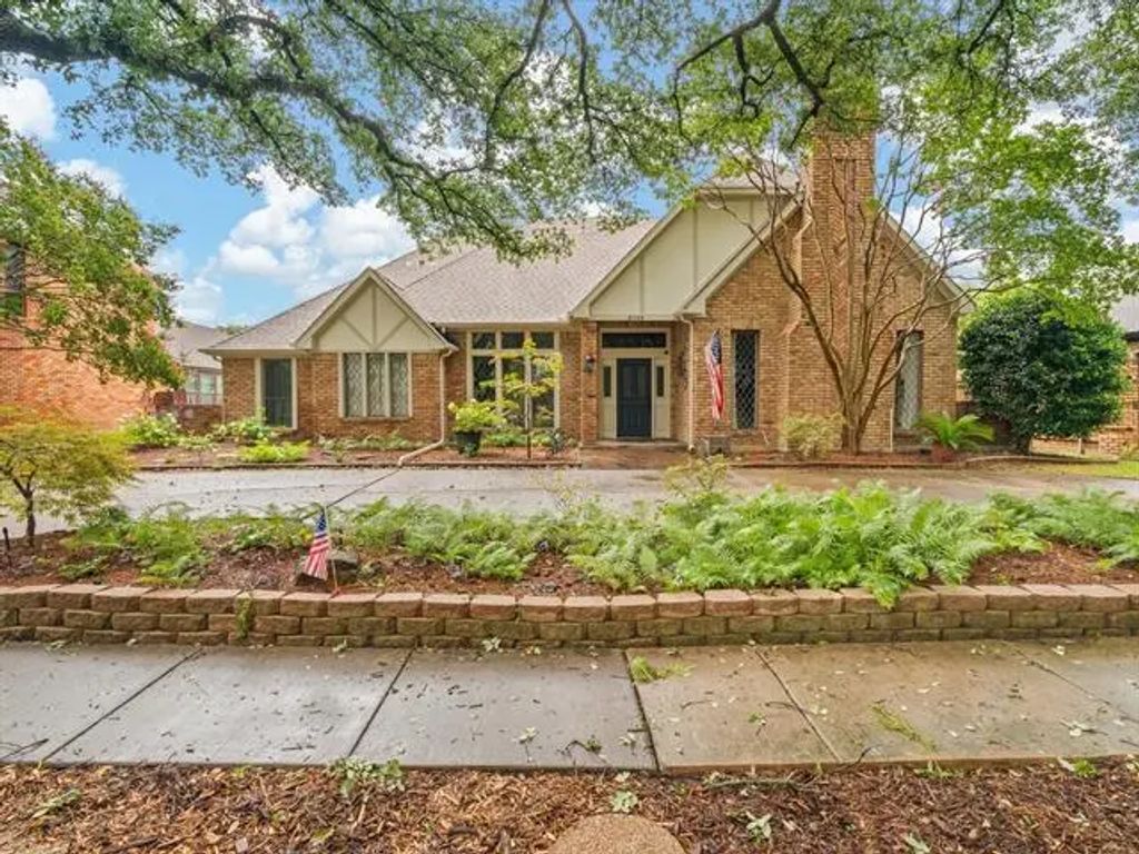 6704 Timothy Drive, Plano