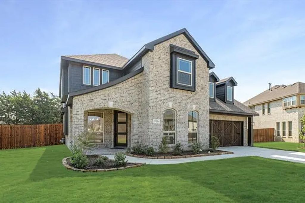 916 Bullard Drive, DeSoto