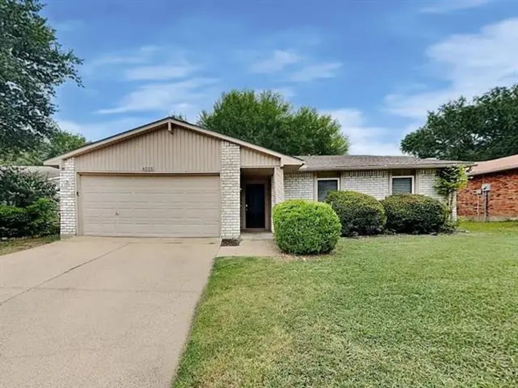 4025 Juneberry Street, Fort Worth