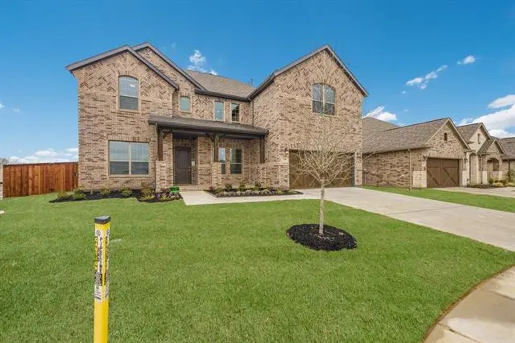 6825 Turner Falls Circle, Flower Mound