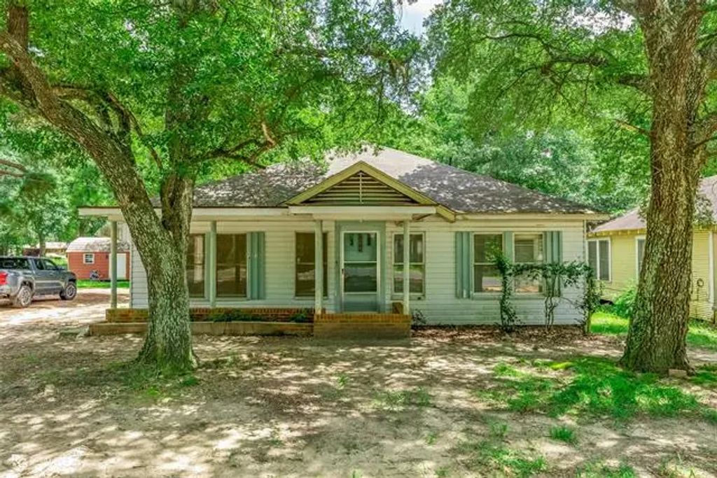 410 Fort Street, Minden