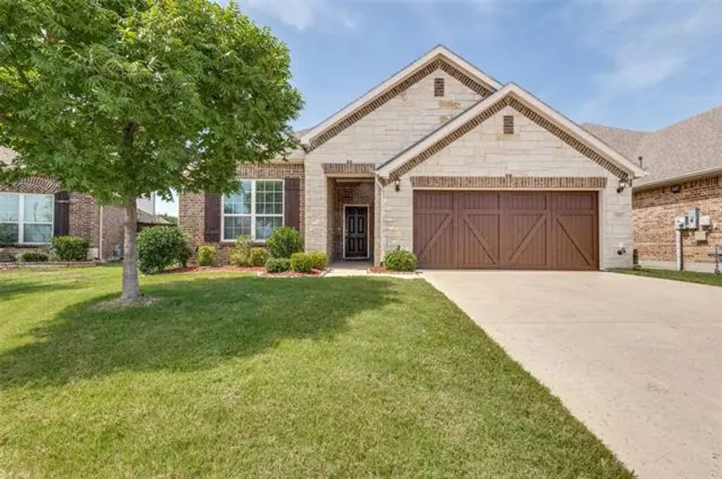 196 Mission Hills Road, Lewisville