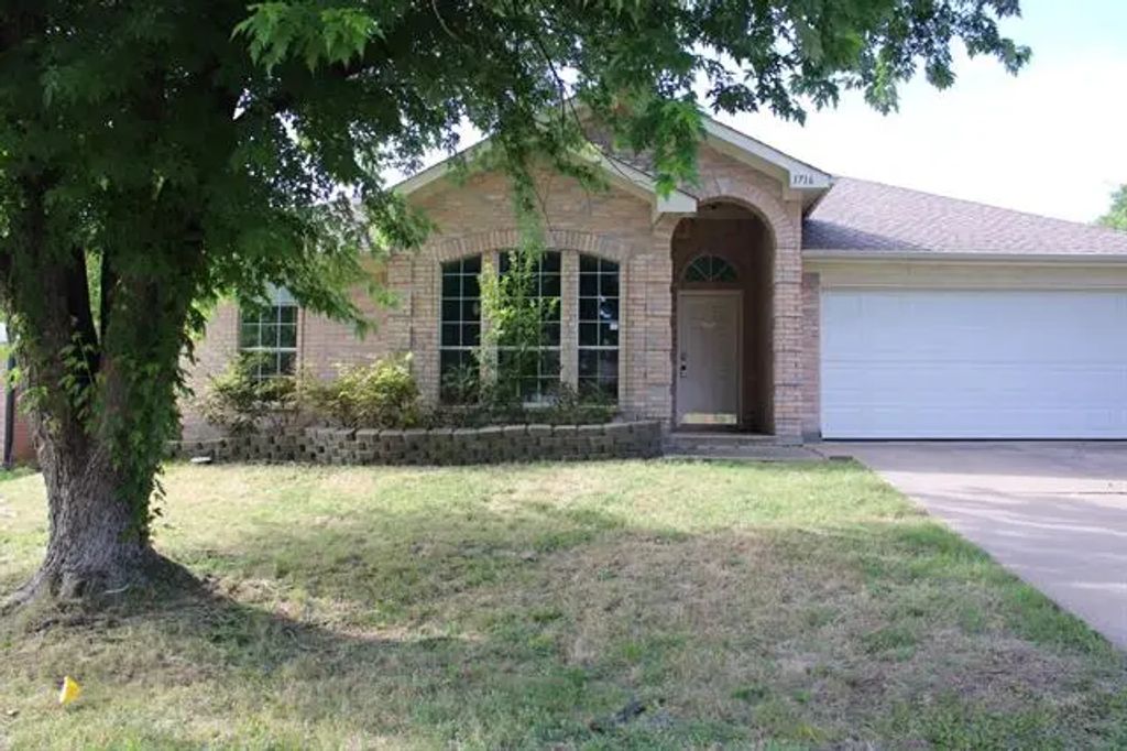 1716 Mcgarry Lane, Mansfield
