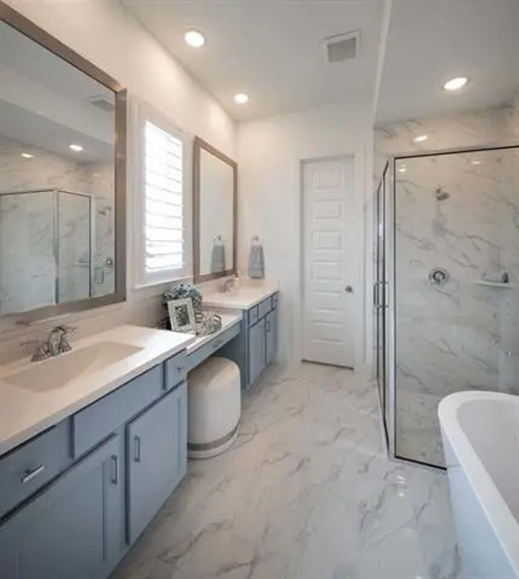 1501 Quartz, Northlake