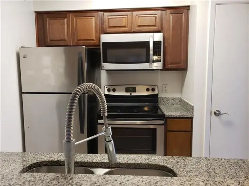 5107 Skillman Street 122, Dallas