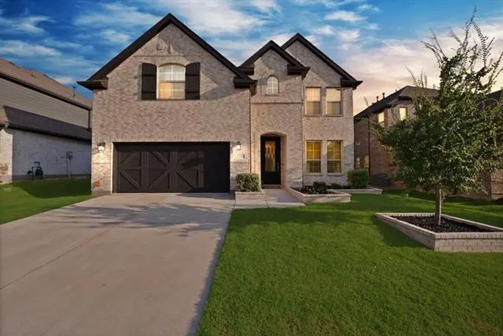 1208 Spotted Dove Drive, Little Elm
