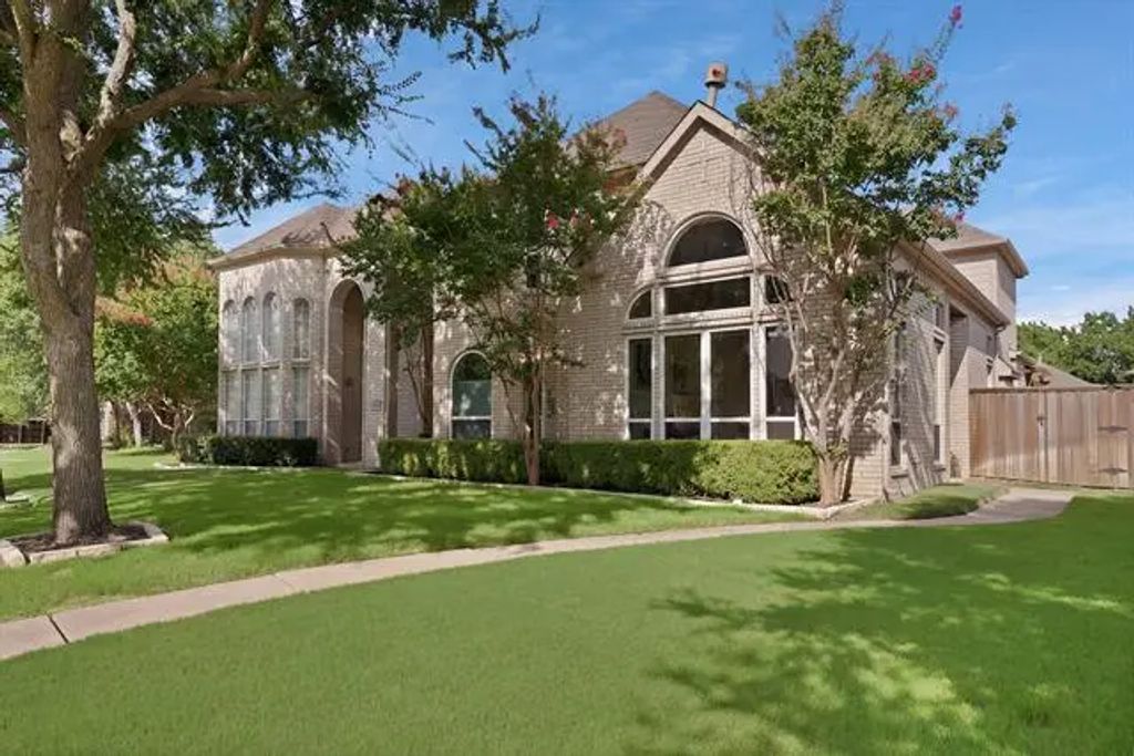 6754 Canterbury Drive, Frisco
