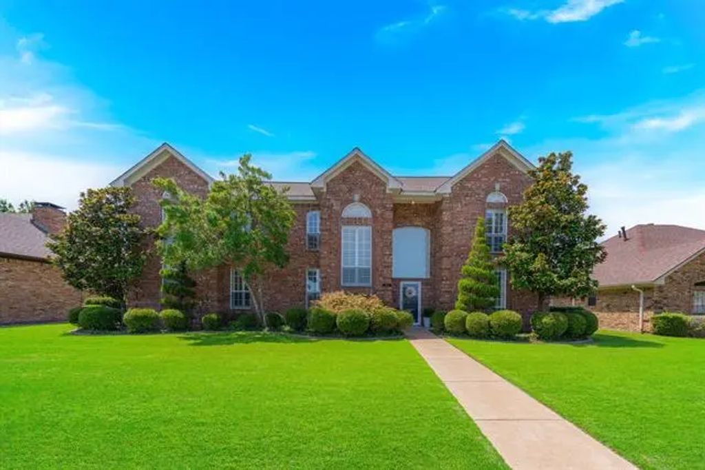 3210 Suzanne Drive, Rowlett