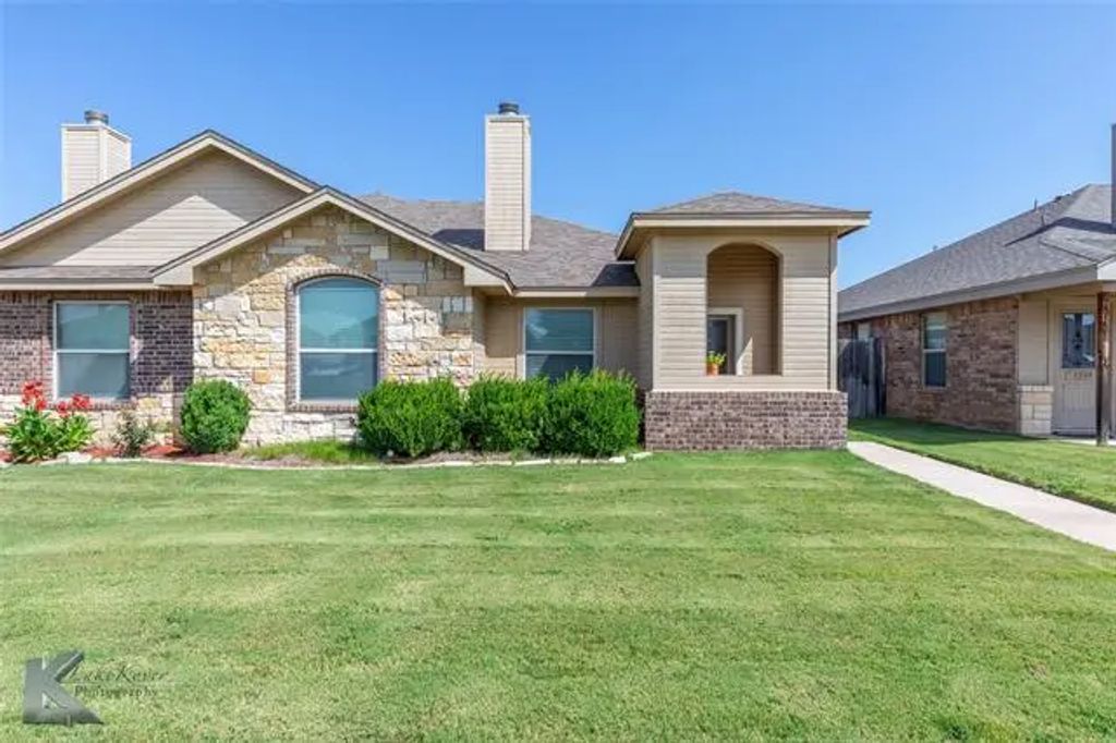 2344 Independence Boulevard, Abilene
