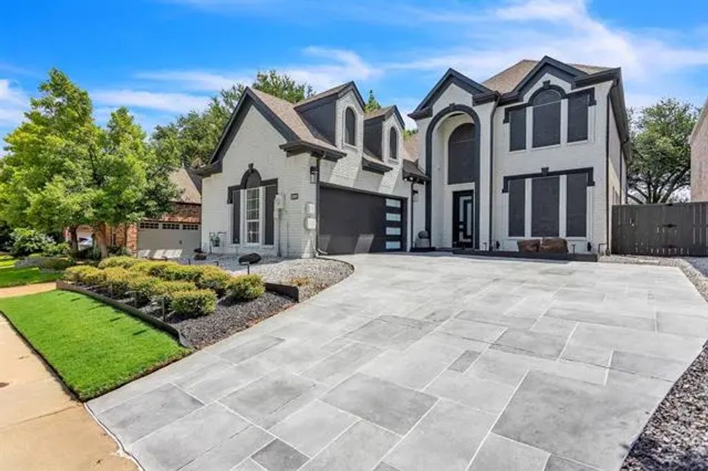 2920 Prestonwood Drive, Plano