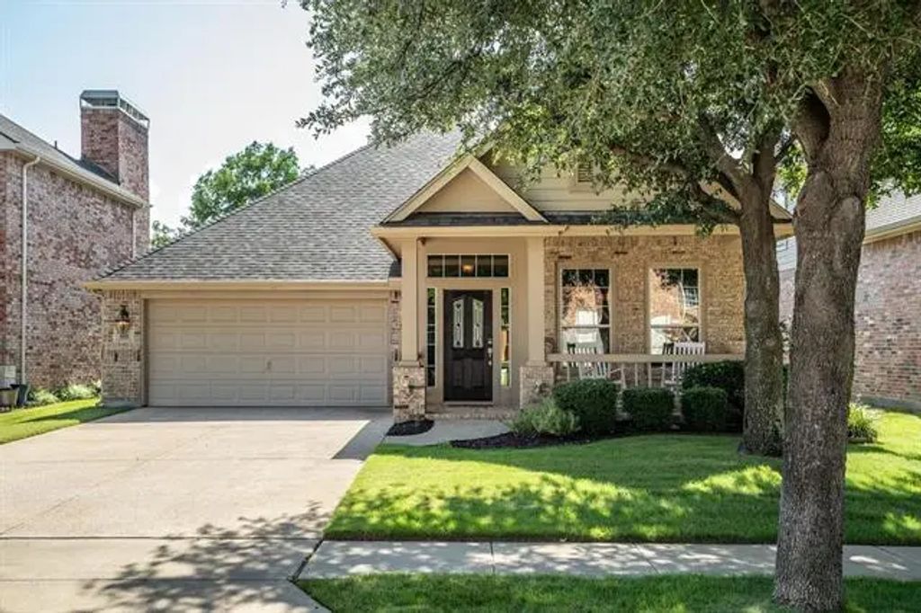 1651 Meadows Avenue, Lantana