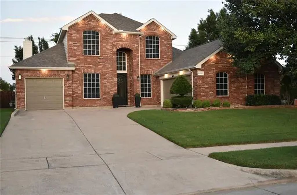 2200 Galway Drive, Mansfield