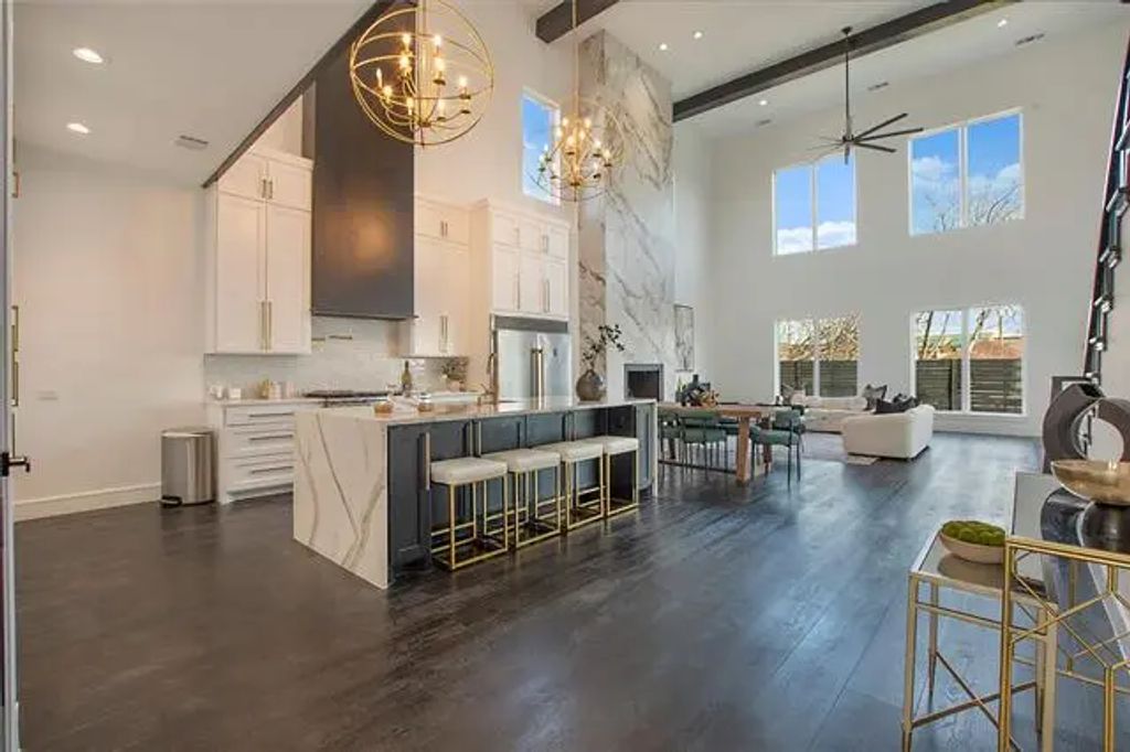 1620 Neal Street, Dallas