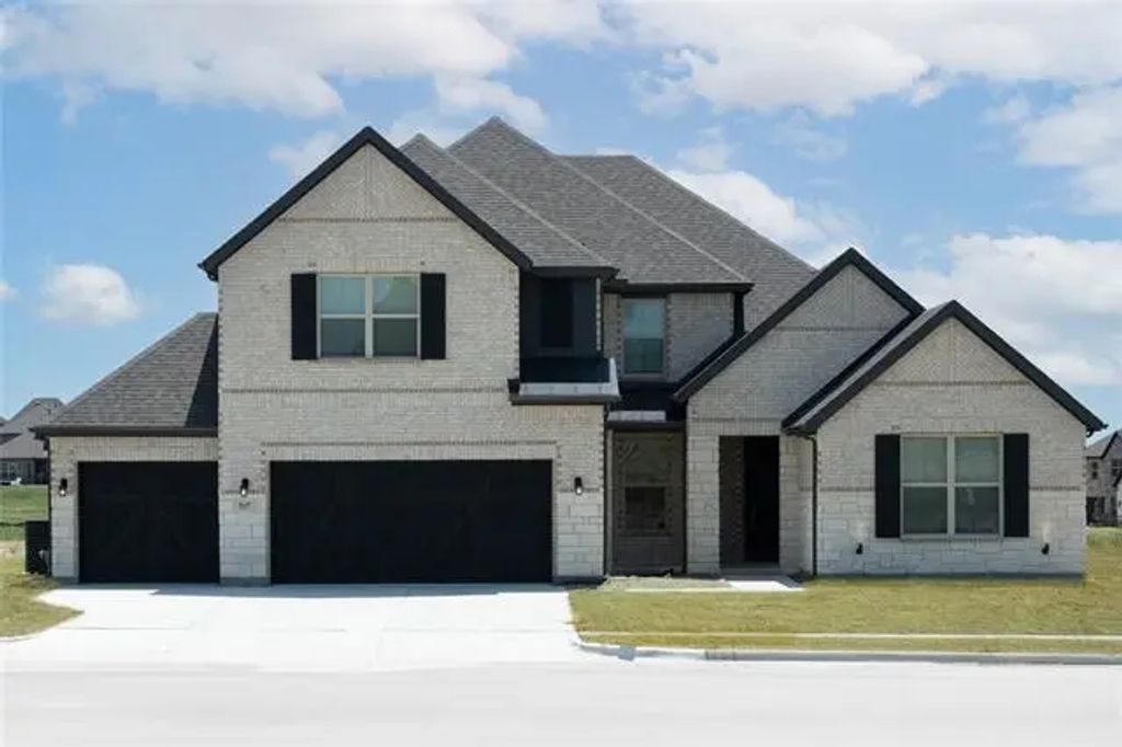 3107 Splendid Court, Heath