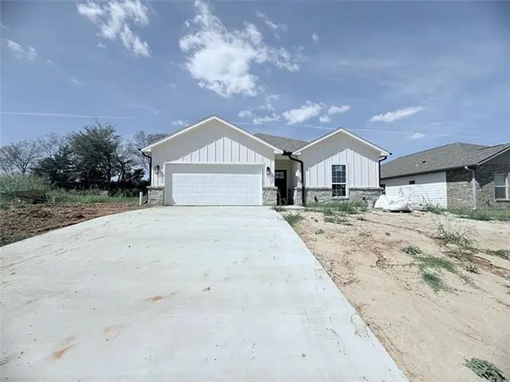 113 Rams Drive, Sulphur Springs