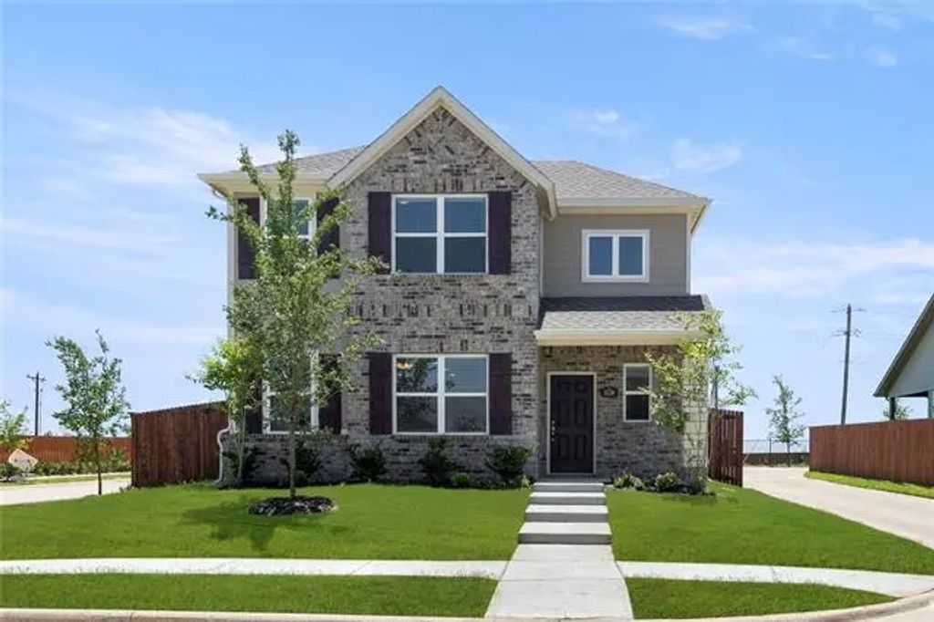 3138 Apple Creek, Crandall