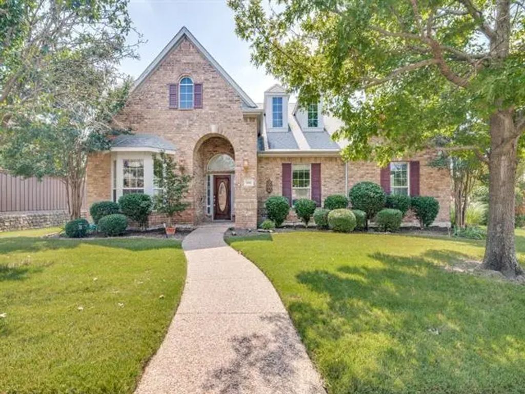3881 Walnut Ridge Lane, Plano