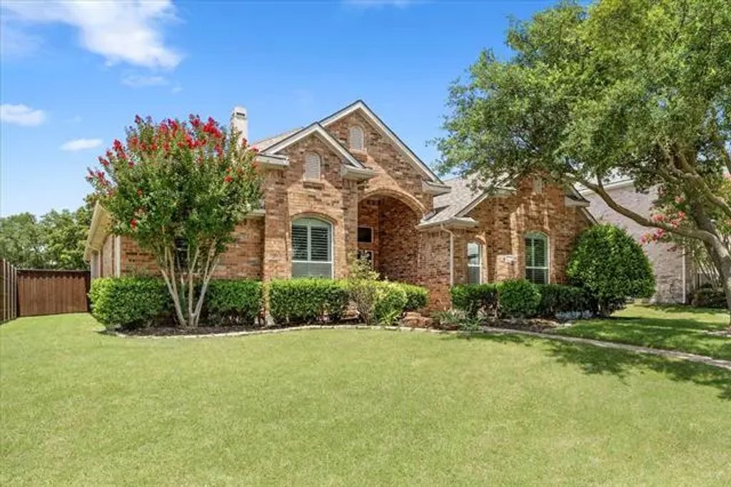 2705 Oakland Hills Drive, Plano