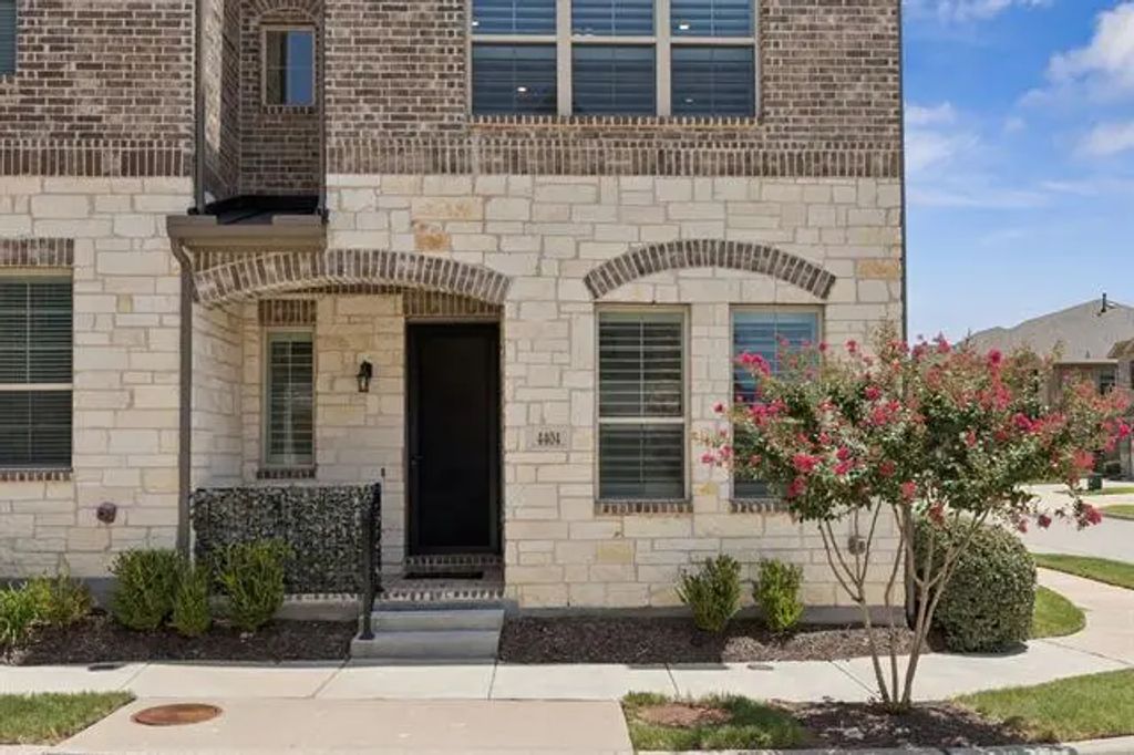 4404 Grady Lane, Carrollton