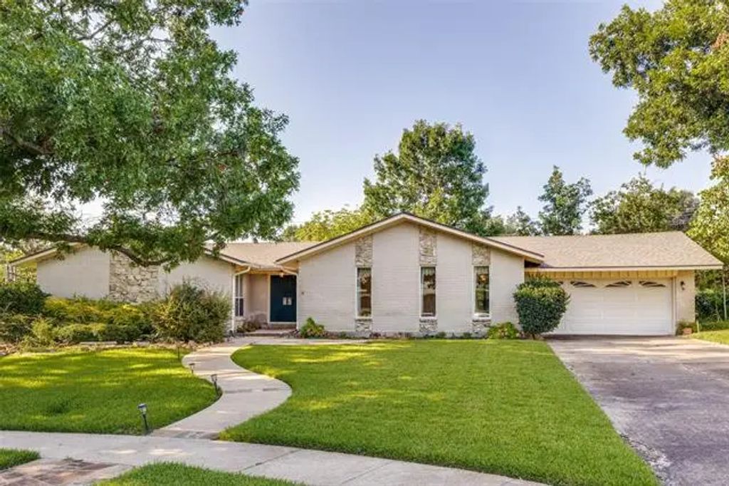 1207 Cherokee Place, Richardson