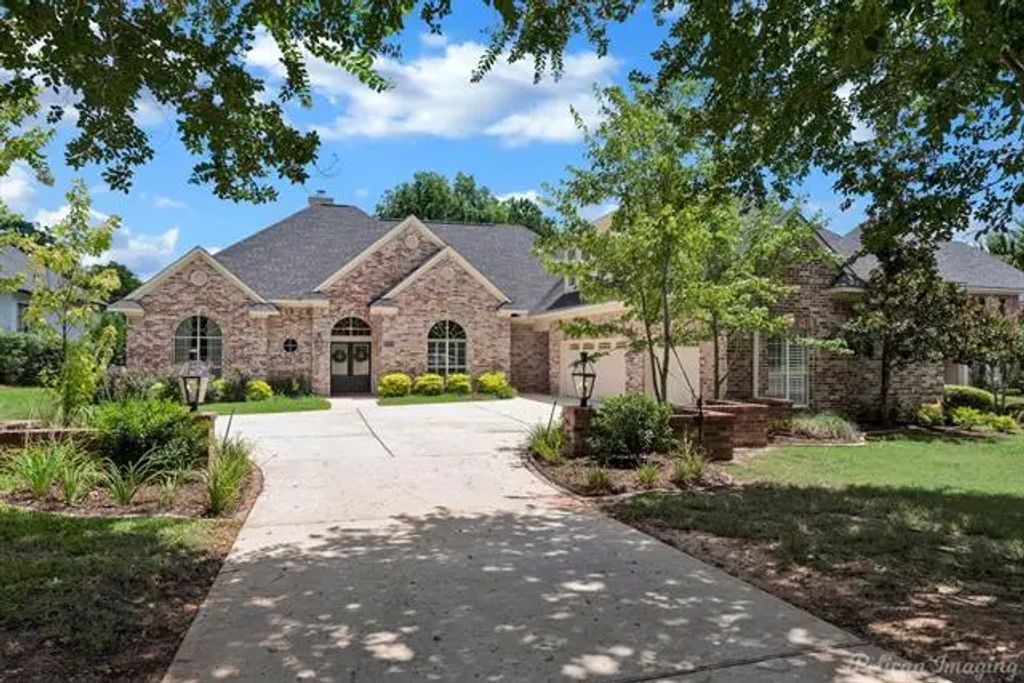 10847 Sunrise Point, Shreveport