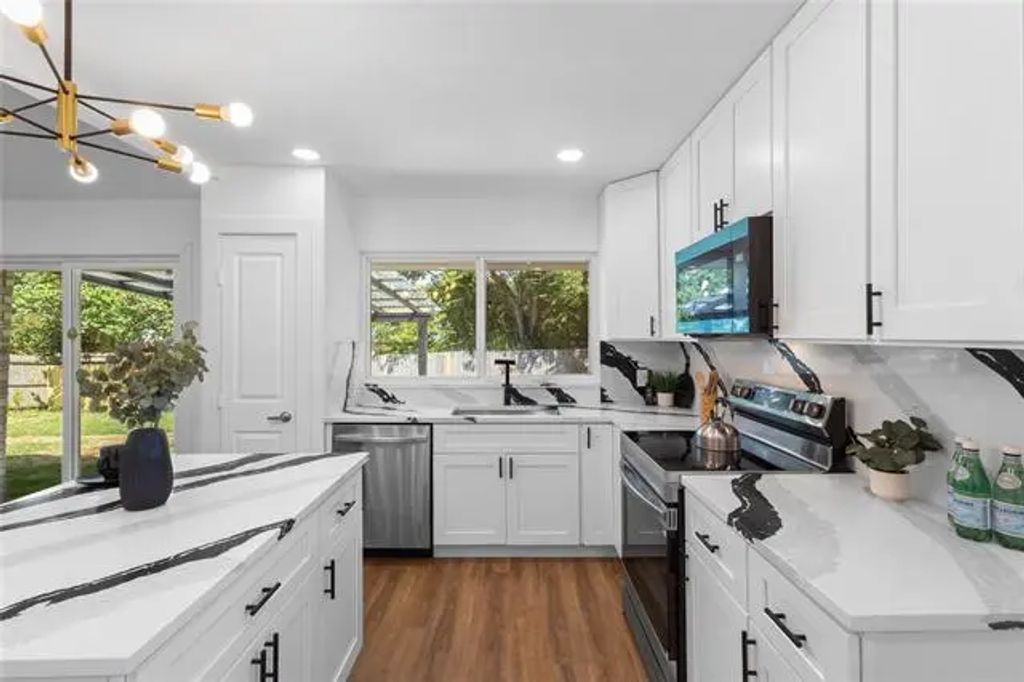 406 Brian Drive, Grand Prairie