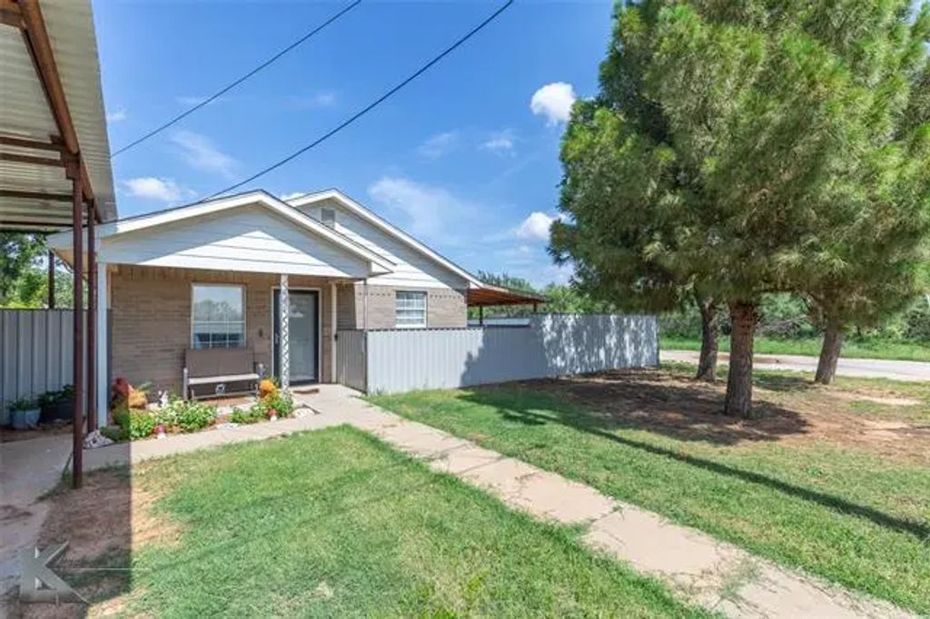 413 S 5th Street, Coahoma