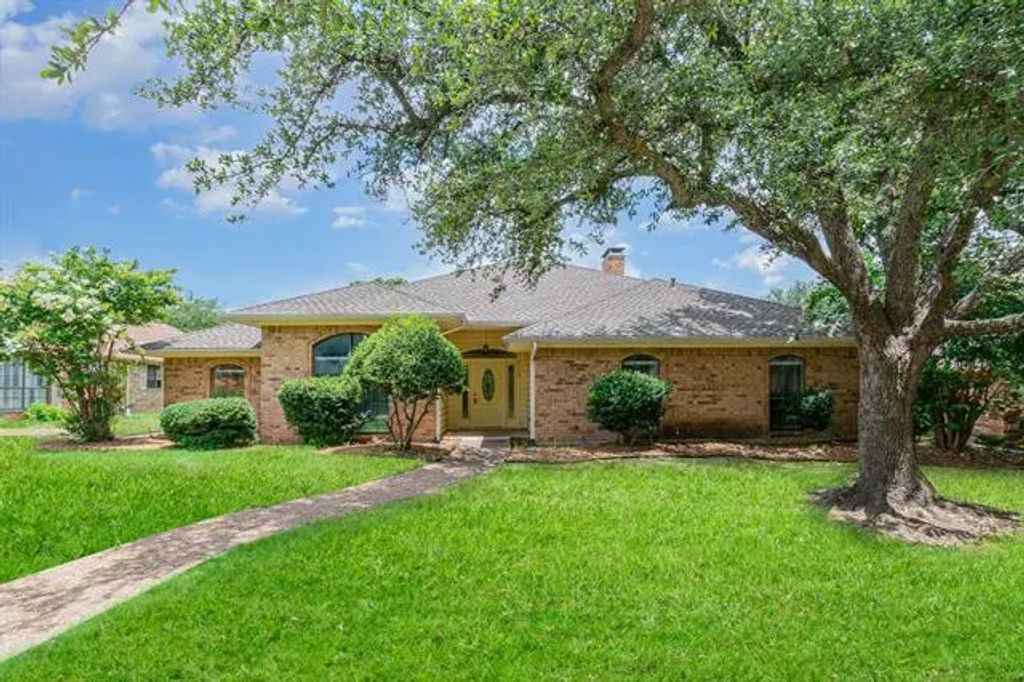 4113 Cassandra Lane, Plano
