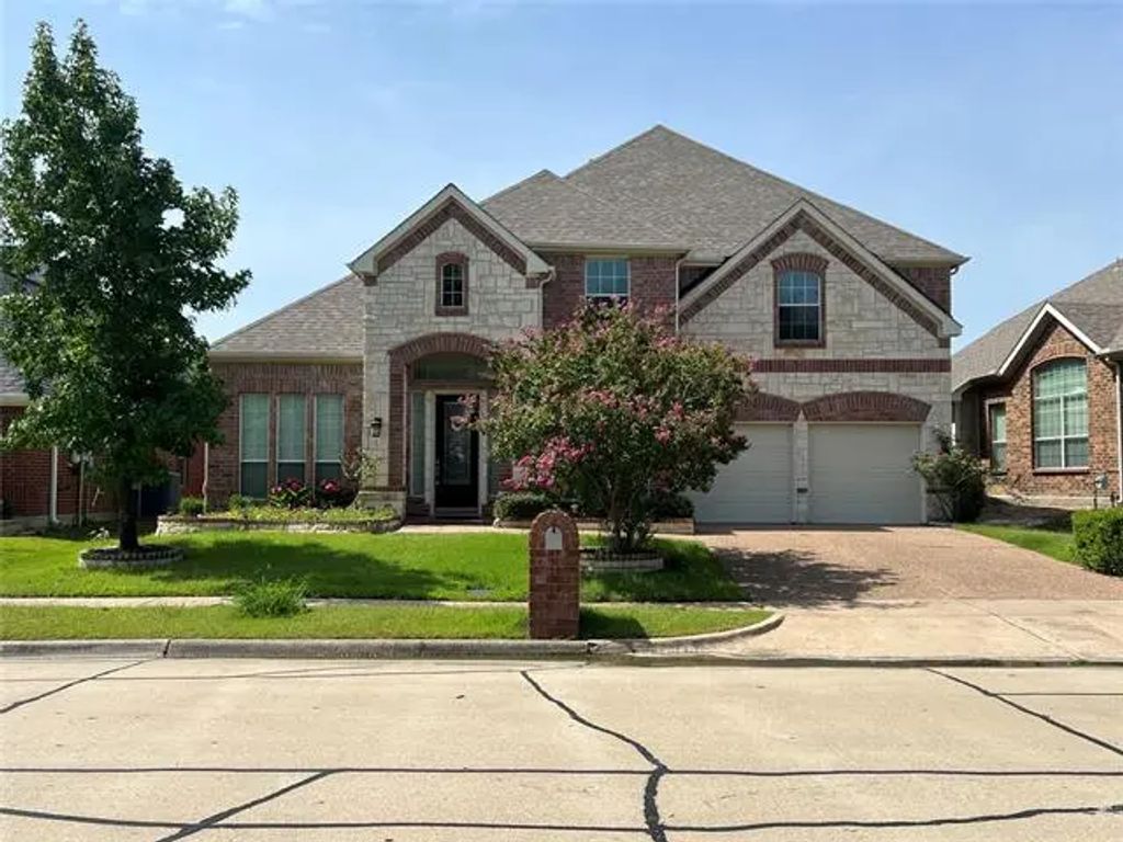 1228 Sandy Shore Road, Irving