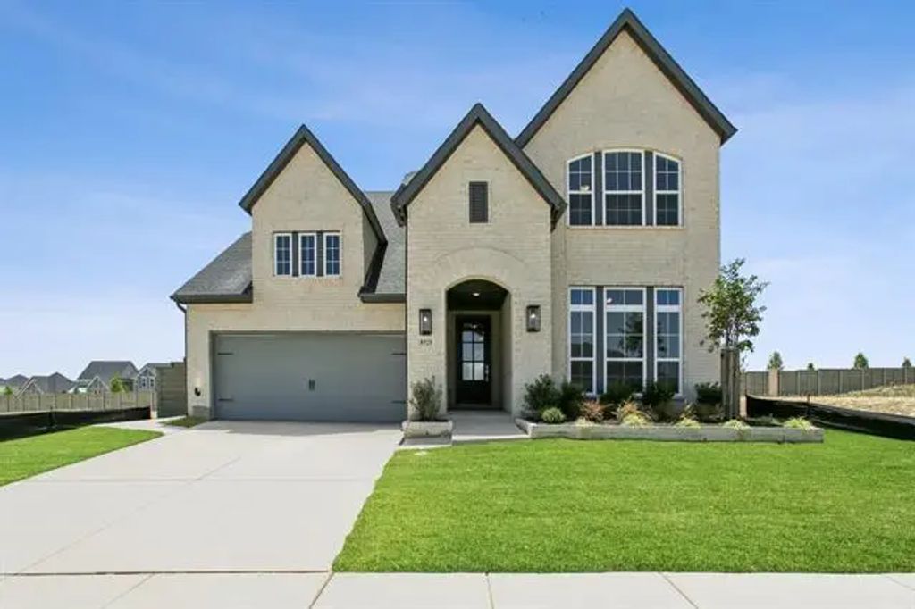8920 Chestnut Lane, Justin