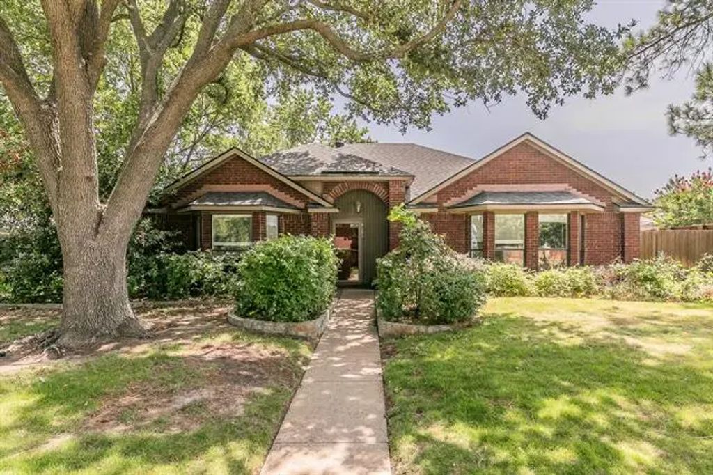 4804 Peach Tree Lane, Sachse