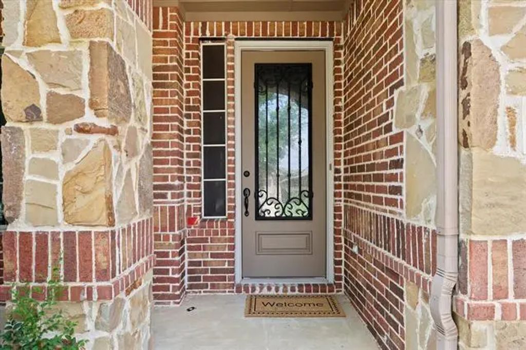 3400 Glen Crest Lane, Denton
