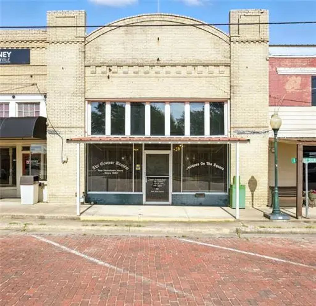 50 E Side Square, Cooper