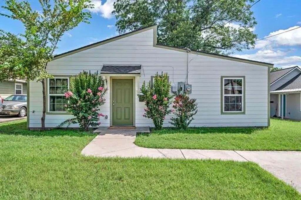 1012 S 16th Street, Waco