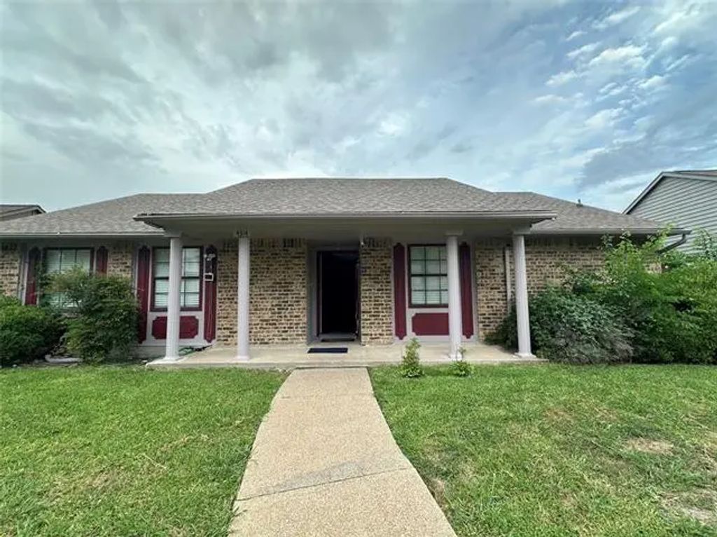 4314 Karnes Drive, Mesquite