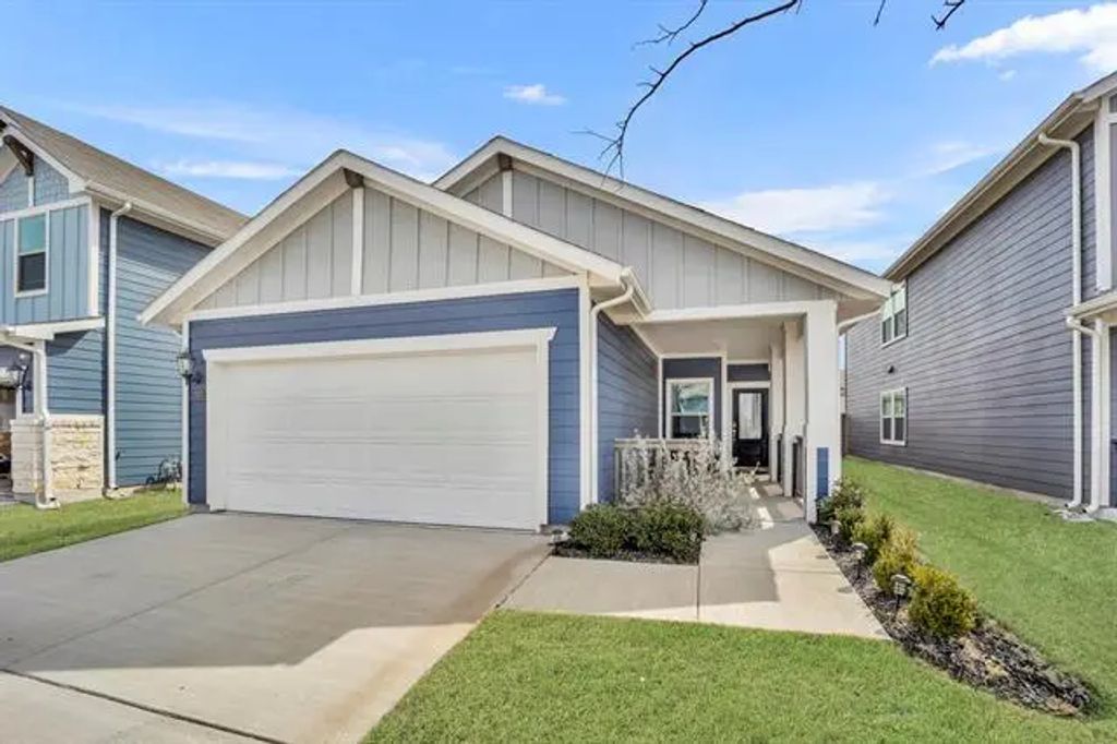 2105 Rolling Wild Road, Forney