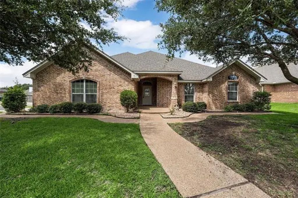 1137 Ridgeview Drive, Hewitt