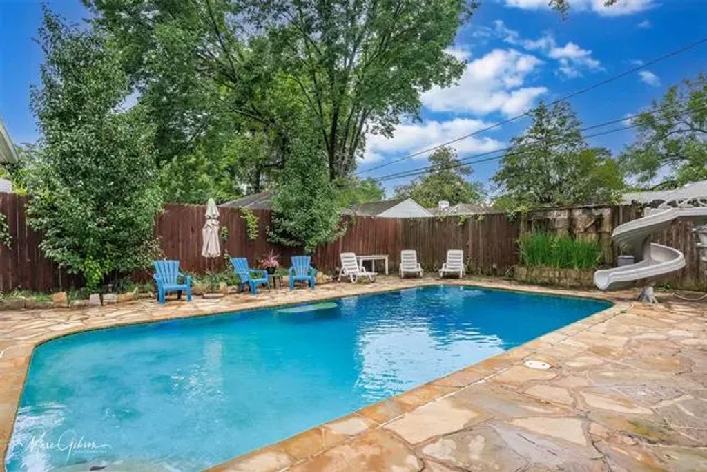 517 Ratcliff Street, Shreveport