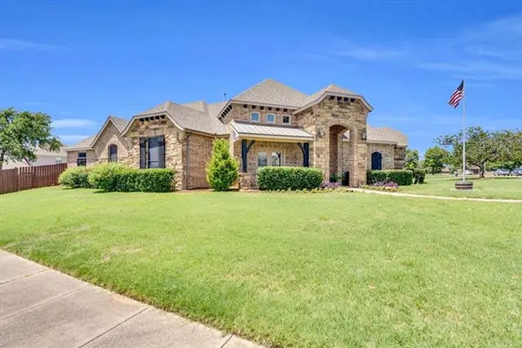 1891 Cimarron Trail, Midlothian