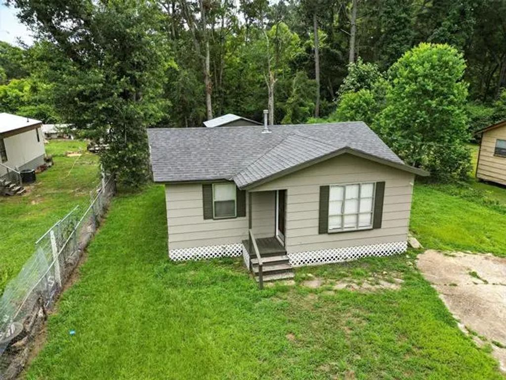 7805 Lotus Lane, Shreveport
