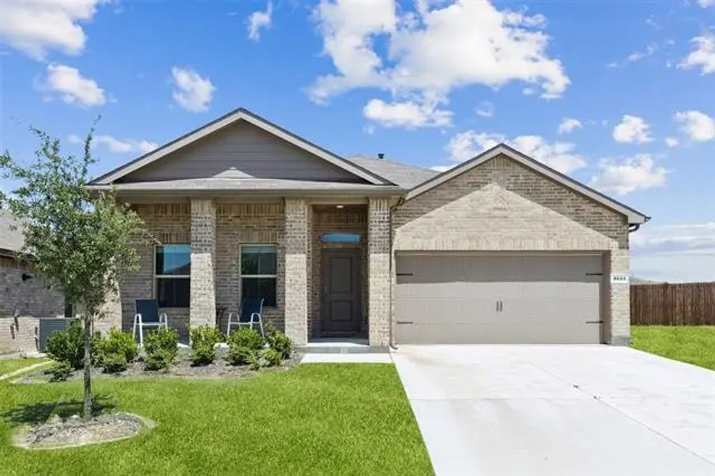 8604 Caldera Lane, Fort Worth