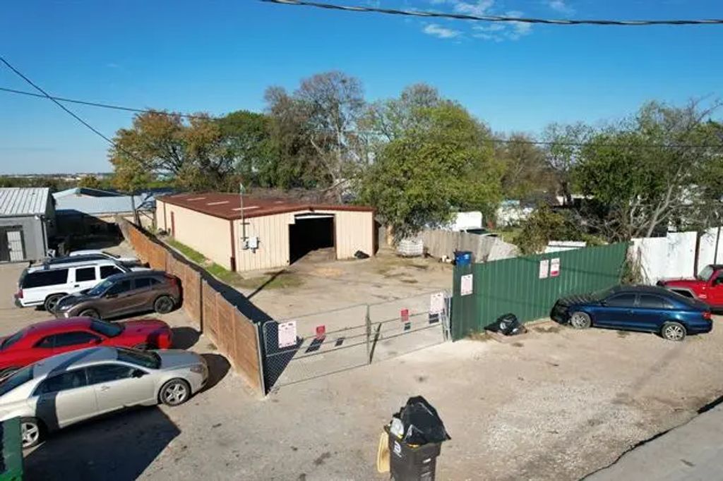 119 Burrell Drive, Dallas