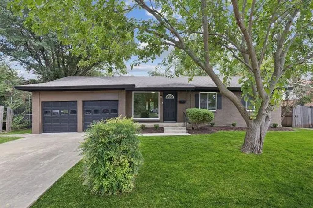 13934 Heartside Place, Farmers Branch
