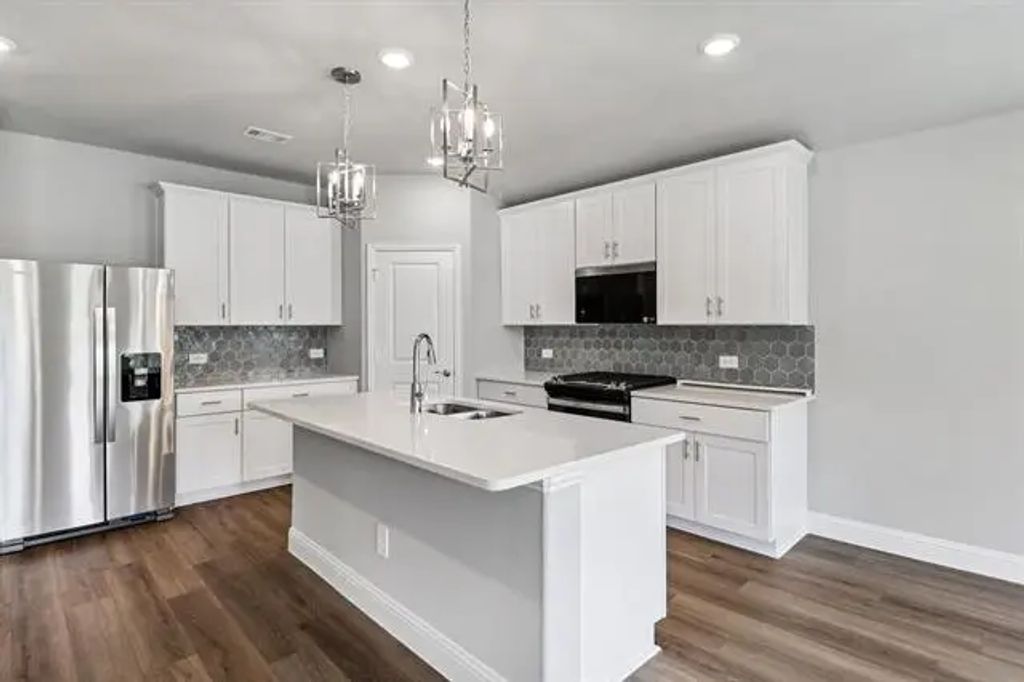 612 River Ridge Drive, Princeton