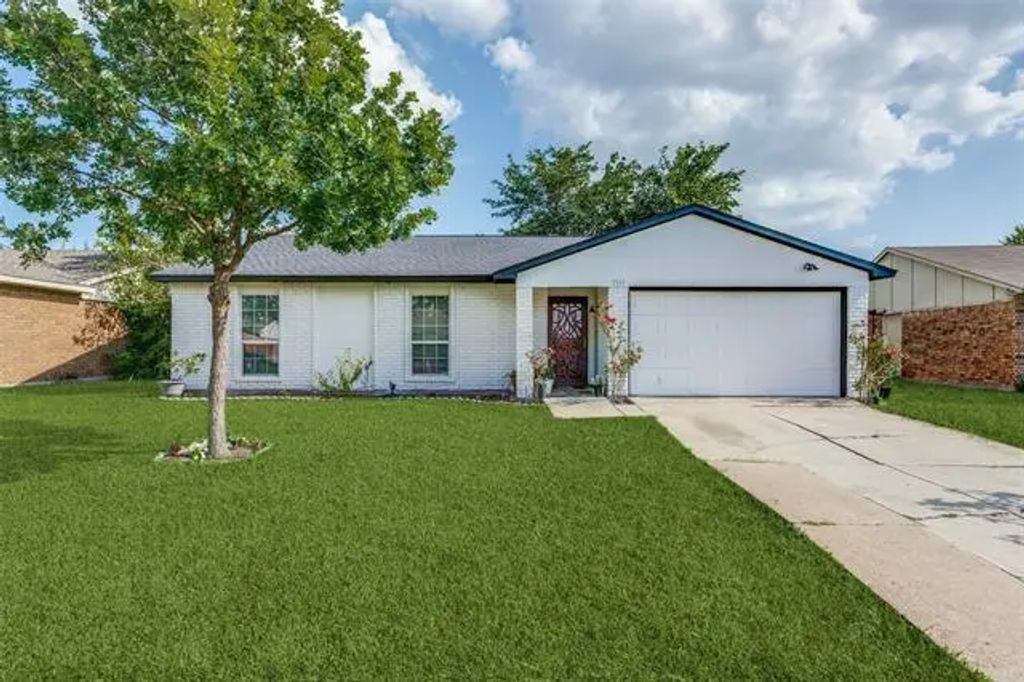 5569 Ragan Drive, The Colony