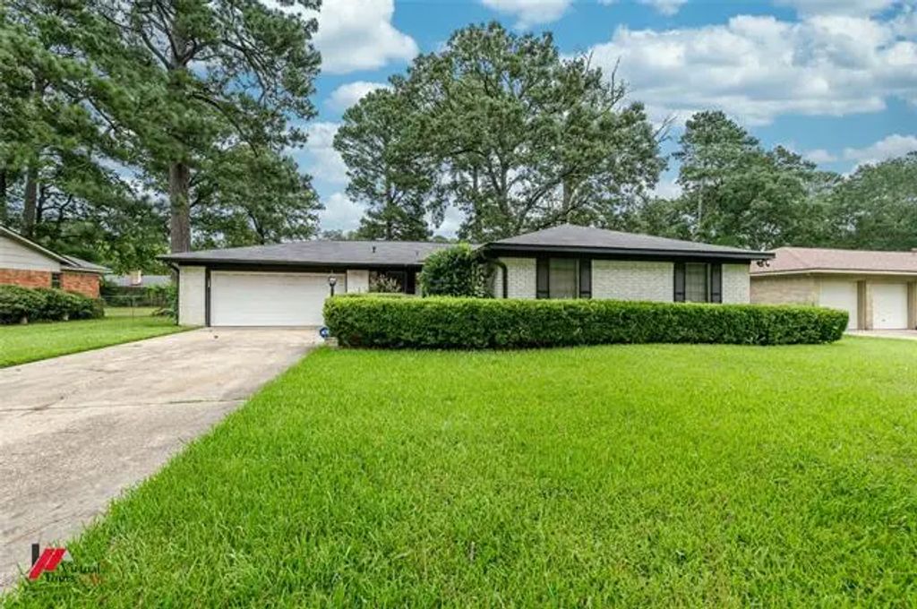 9427 Evergreen Drive, Shreveport