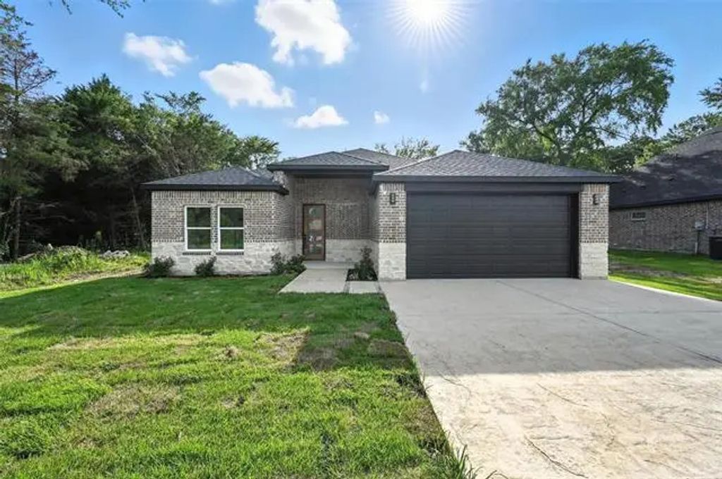 319 Kalura Way, Tool